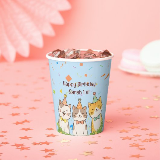 お誕生日のネコ3兄弟 | 名前と年齢のカスタマイズ 紙コップ (インサイチュ)