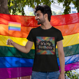 お誕生日カラフル大爆発 Tシャツ