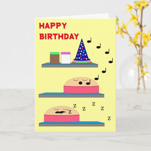 お誕生日ケーキが曇りを待っている：黄空白の色 カード (黄色い花)