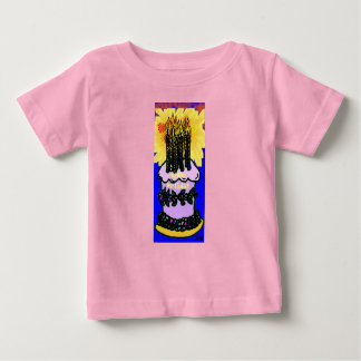 お誕生日ケーキベビー服 ベビーTシャツ