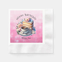 お誕生日ケーキ、コーヒーと花のカップ