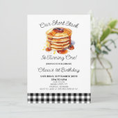 お誕生日会 短いパンケーキの山の朝食 招待状 (スタンド正面)