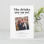 お酒は私たちに笑える結婚式の招待状 セーブザデート (スタンド正面)