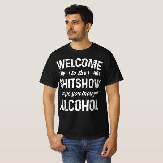 お酒をお持ちのシットショーへようこそ Tシャツ (正面フル)