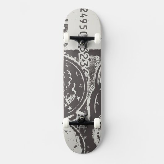 お金が世界を回す スケートボード (正面)