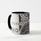 お金が世界を回す マグカップ (正面左)