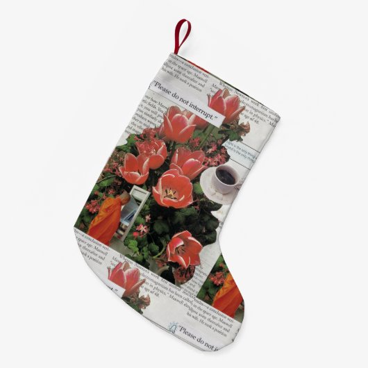 お金の朝のコーヒータイムを中断しない スモールクリスマスストッキング (正面 (吊り時))