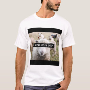 お面は羊のためのものです Tシャツ