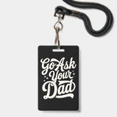 お頼前のパパお母さんの日おもしろいのヴィンテージへ行け バッジ (正面（ネックストラップ付）)