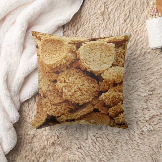 お餅を膨らませた～アジアのお菓子デザート食べ物 クッション (ブランケット)