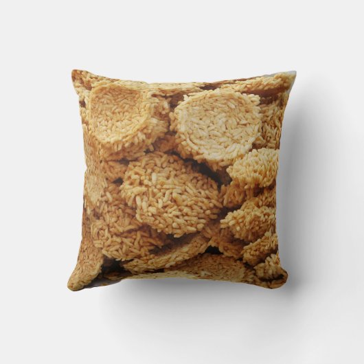 お餅を膨らませた～アジアのお菓子デザート食べ物 クッション (裏面)