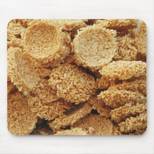 お餅を膨らませた～アジアのお菓子デザート食べ物 マウスパッド (正面)