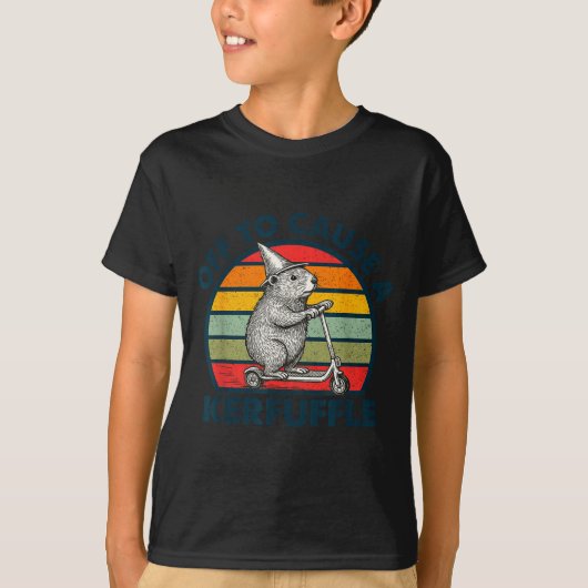 お騒がせグラウンドホッグ スクーターに乗る面白いデザイン Tシャツ (正面)