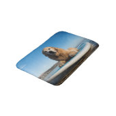 かい板に置いているゴールデン・リトリーバー犬 バスマット (アングル)