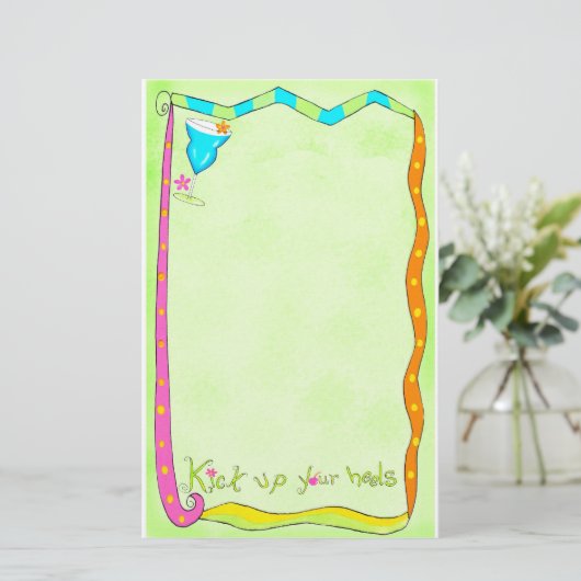 かかとの緑の文房具をキック 便箋 (スタンド正面)