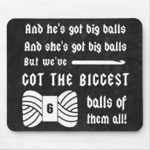 かぎ編み・毛糸の大きなボール工芸品ダーク