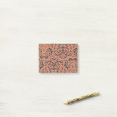かぎ針編み刺繍の創造 2 ポストイット (デスク上)