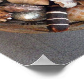 かごの中の貝殻 ポスター (角)