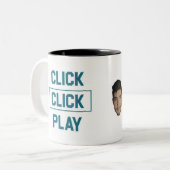 かちりと言う音のかちりと言う音の演劇のマグ ツートーンマグカップ (正面左)