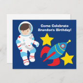 かっこいい宇宙飛行士の少年がテーマの外宇宙キッズ誕生日パーティー 招待状 (正面/裏面)