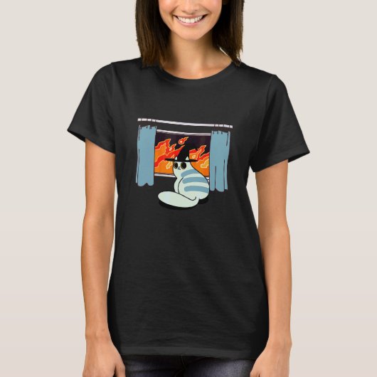 かっこいい悪魔的な炎の猫のイラスト グラフィックデザイン Tシャツ (正面)