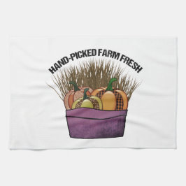 かぼちゃが3個あるバスケット キッチンタオル