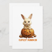 かぼちゃの上のキュートなウサギ - 愛らしい秋のバニー 招待状 (正面/裏面)