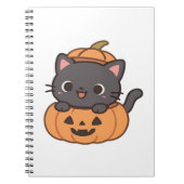 かぼちゃよくはしゃぐのTシャツから黒猫が飛び出す –  ノートブック (正面)