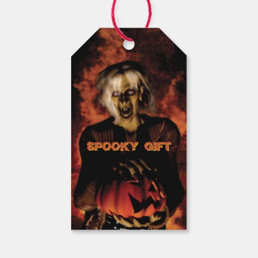 かぼちゃを持った邪悪な魔女。ハロウィン ギフトタグ (裏面)