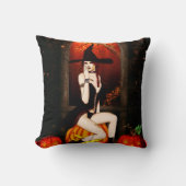 かぼちゃ玉座の魔女 クッション (正面)