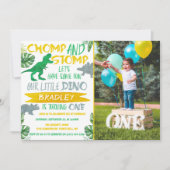 かみつき＆スタンプ！恐竜男子の1歳誕生日写真 招待状 (正面)