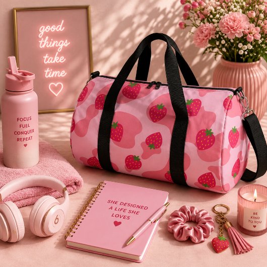 かわいいいちご牛パターン ダッフルバッグ