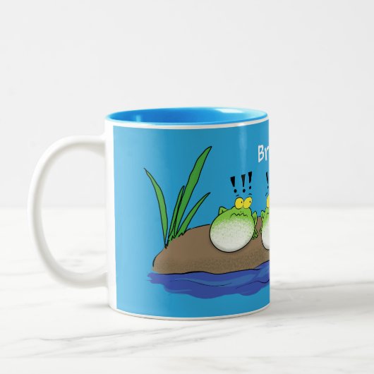かわいいおもしろいカエルのバブルガム漫画イラストレーション ツートーンマグカップ (左)