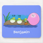 かわいいおもしろいカエルのバブルガム漫画イラストレーション マウスパッド (正面)