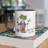 かわいいおもしろいカエルの園芸パーソナライズされた名 マグカップ