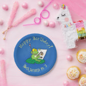 かわいいおもしろいグリーンカエル漫画イラストレーション ペーパープレート (パーティー)