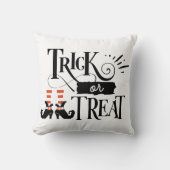 かわいいおもしろいトリックまたはトリートウィッチシューズハロウィーン クッション (正面)
