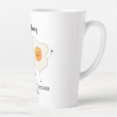 かわいいおもしろいハッピートースト卵 カフェラテマグ (右)