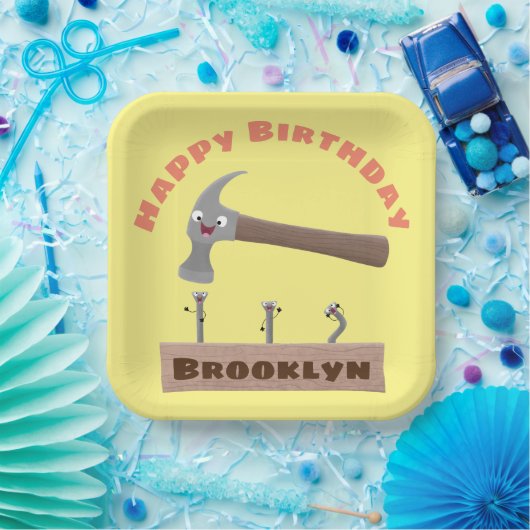 かわいいおもしろいハンマーと爪、 ネイルの漫画の誕生日 ペーパープレート (パーティー)