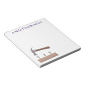 かわいいおもしろいハンマーと爪、 ネイル漫画イラストレーション  ノートパッド (アングル)