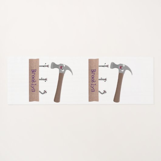 かわいいおもしろいハンマーと爪、 ネイル漫画イラストレーション ヨガマット (裏面(横))