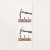 かわいいおもしろいハンマーと爪、 ネイル漫画イラストレーション ヨガマット (裏面)