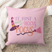 かわいいおもしろいピンクウィッチホカスポカスハロウィンハット クッション (ブランケット)