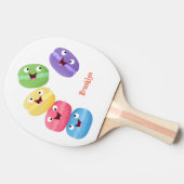 かわいいおもしろいマカロン漫画イラストレーション 卓球ラケット (横)