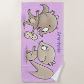 かわいいおもしろいリス漫画イラストレーション ビーチタオル (正面)