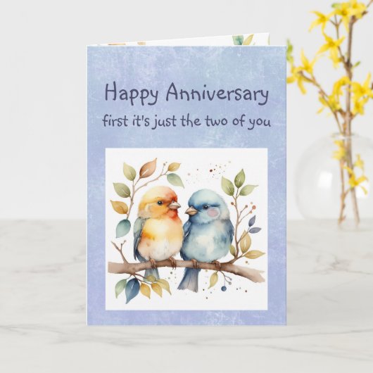 かわいいおもしろい小鳥が記念日おめでとう カード (黄色い花)