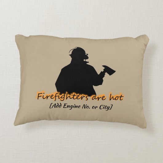 かわいいおもしろい消防士は熱いアクセント枕 アクセントクッション (裏面)