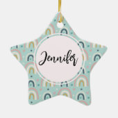 かわいいお洒落レインボーパターン セラミックオーナメント (裏面)