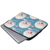 かわいいかき氷犬のパターン ラップトップスリーブ (正面下部)