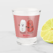 かわいいかわいいの塩とコショウのシェーカー漫画 ショットグラス (正面)